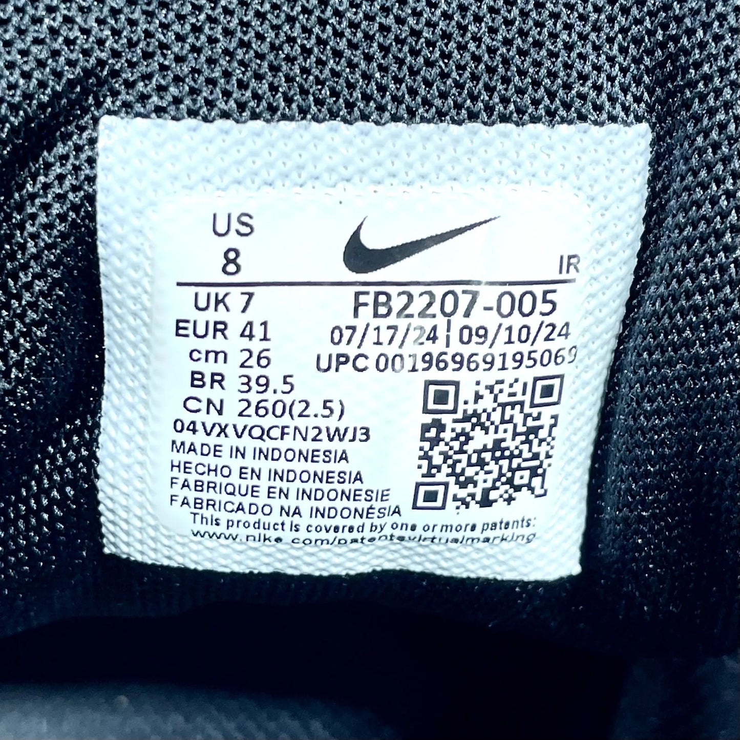 Nike Revolution 7