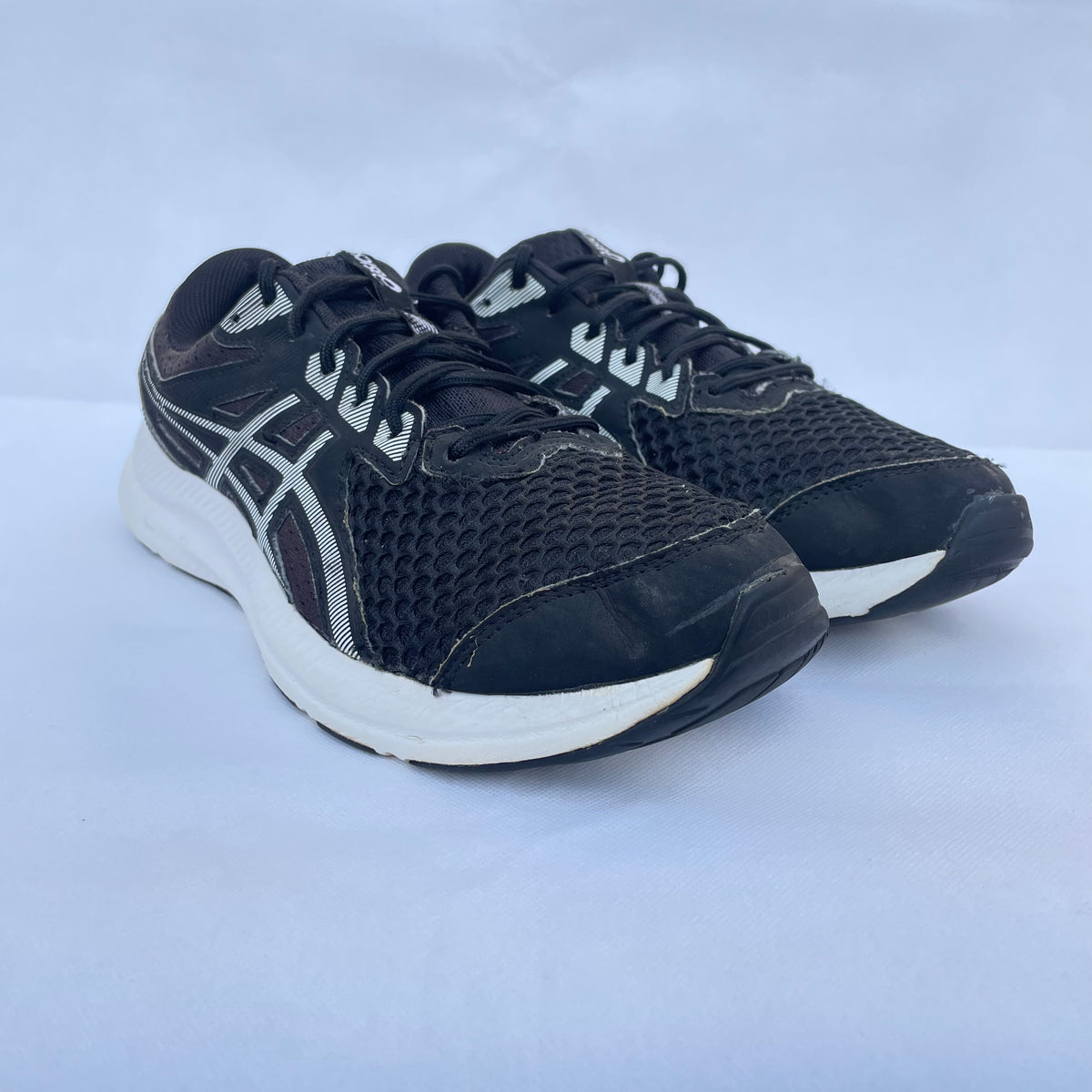 Asics Gel Contend 8