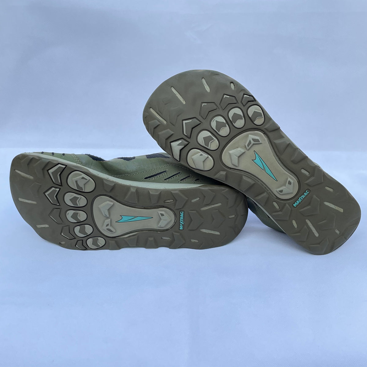 Altra Lone Peak 6
