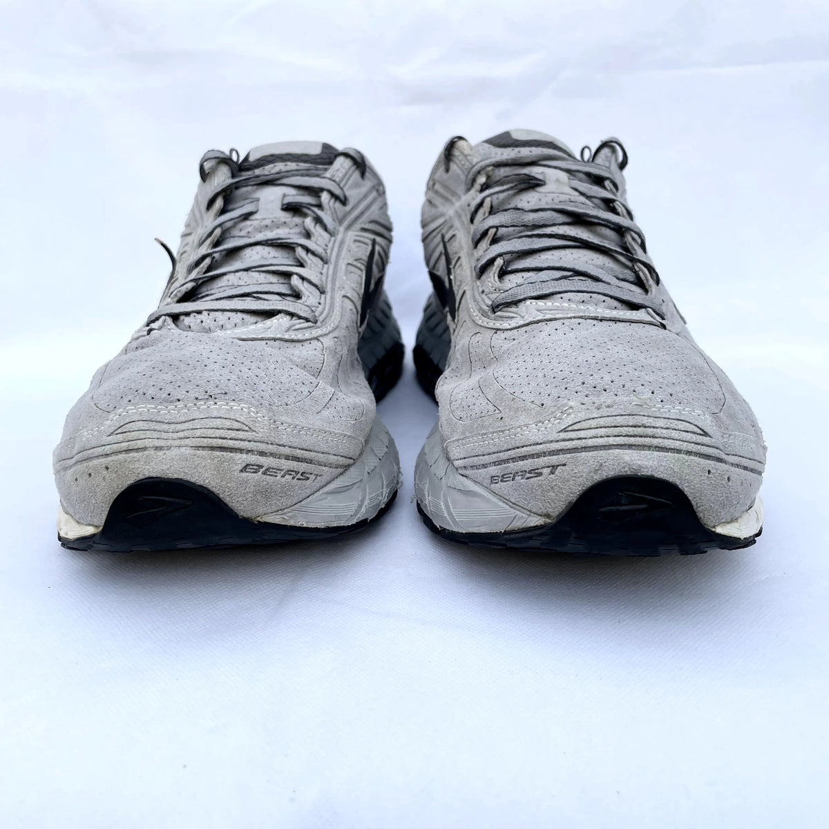 Brooks Beast 16