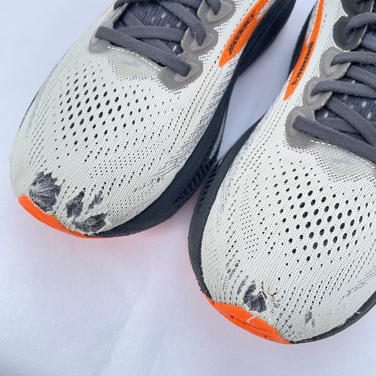 Brooks Ghost 17