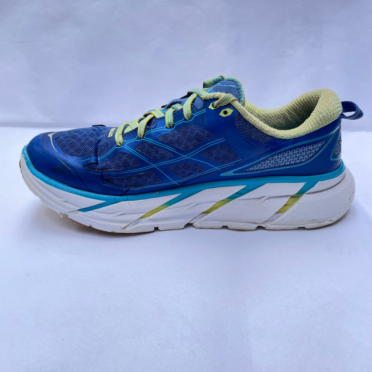 Hoka Clifton 2
