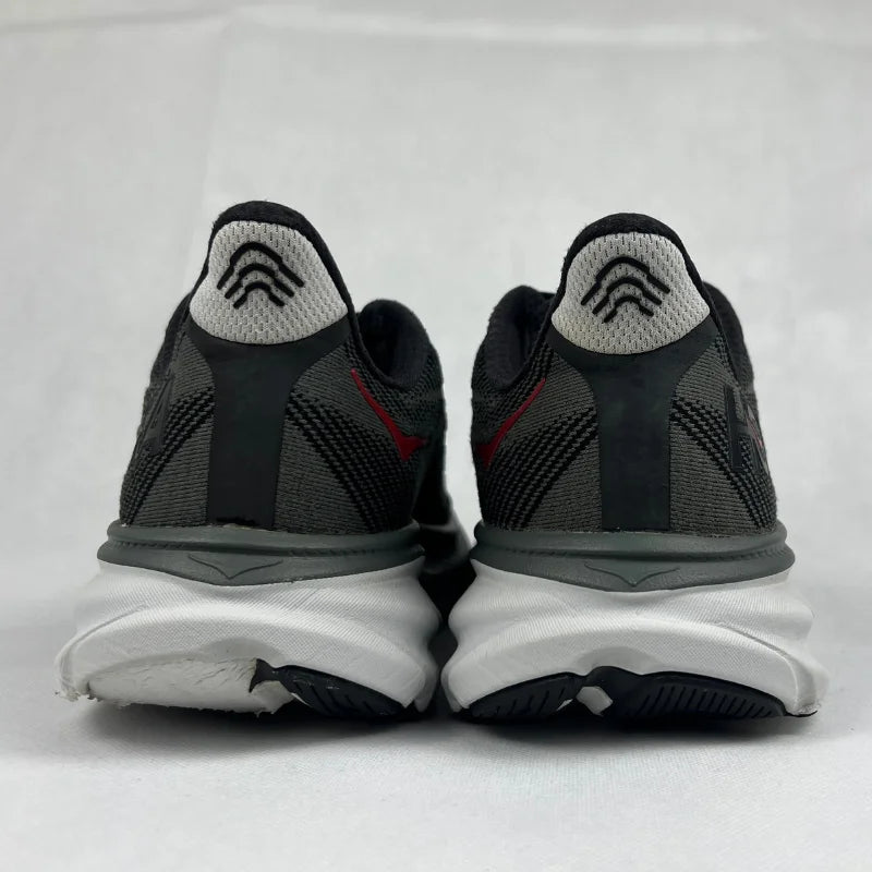 Hoka Clifton 9