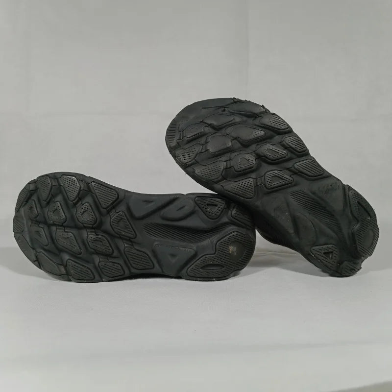 Hoka Clifton 9