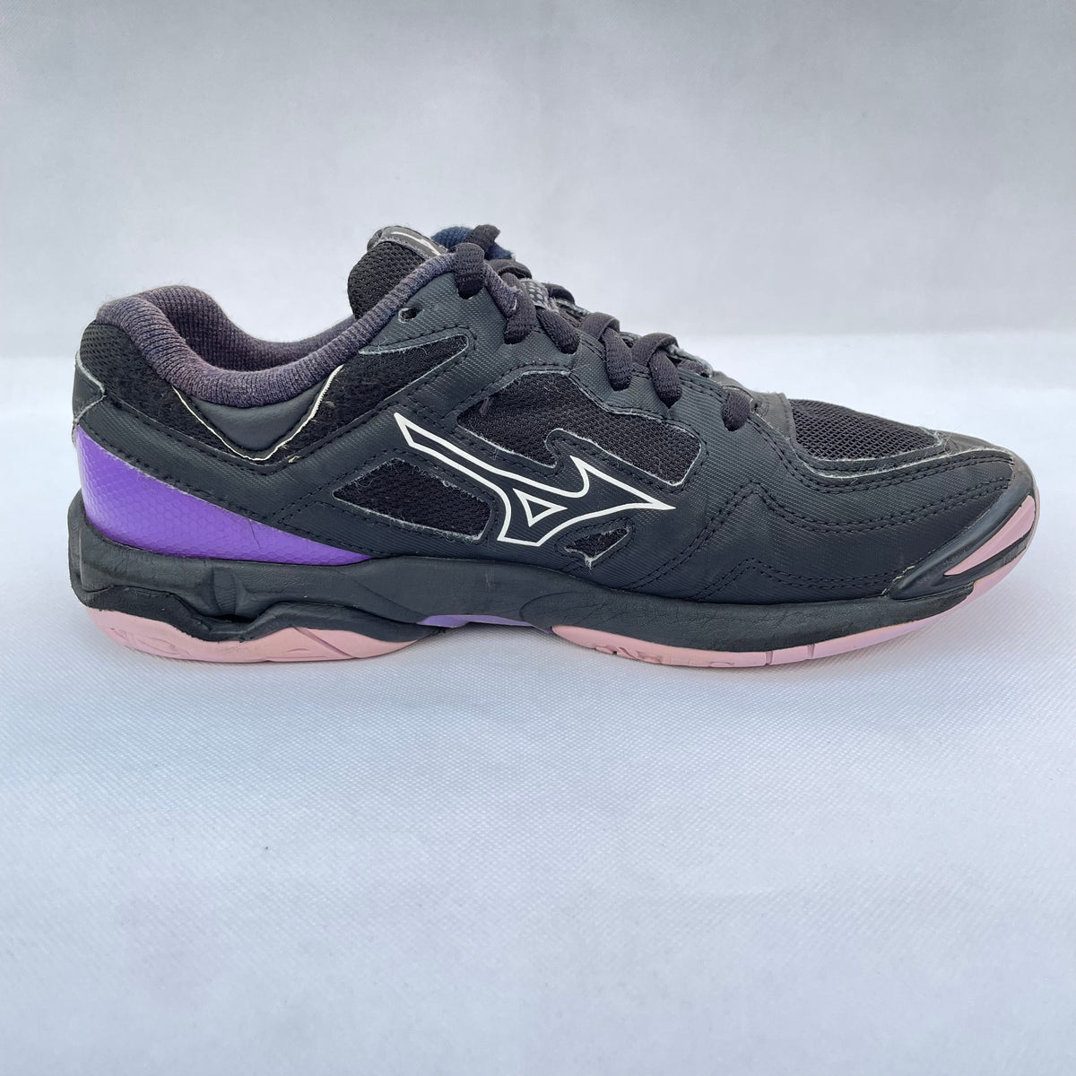 Mizuno Wave Phantom 3