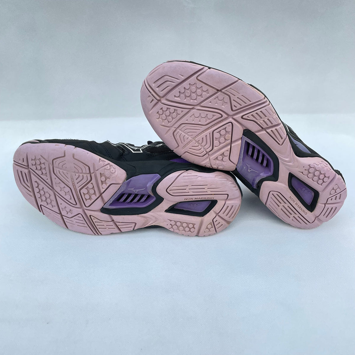 Mizuno Wave Phantom 3