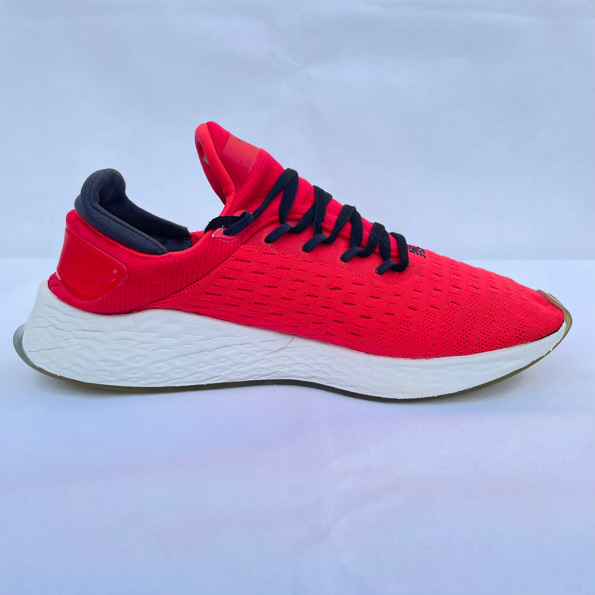 New Balance Lazr v2