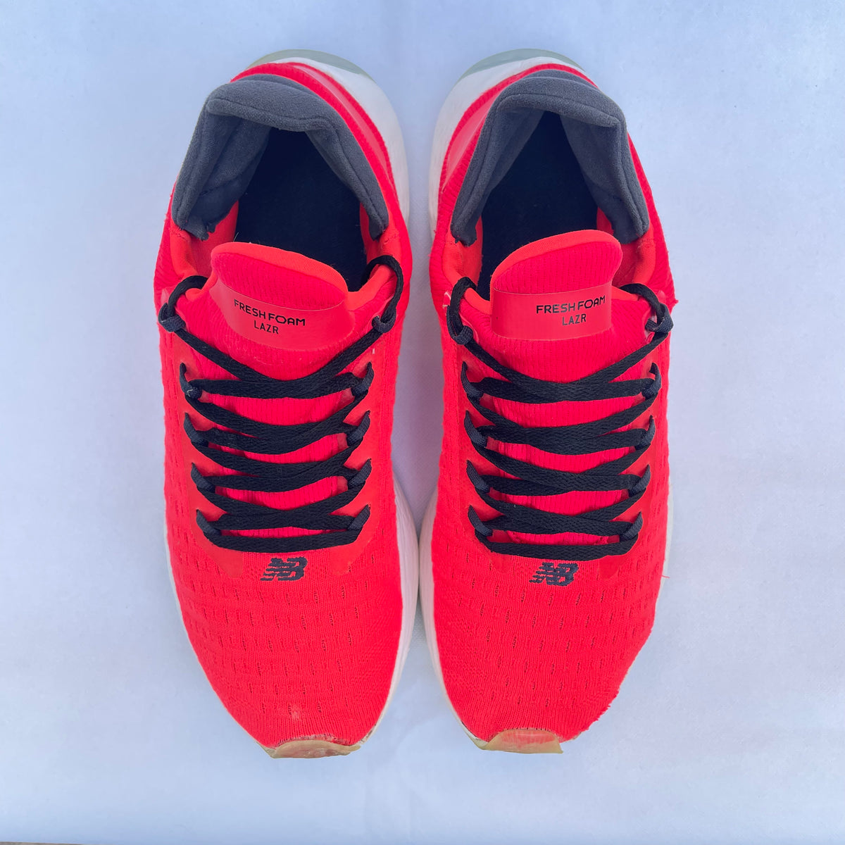 New Balance Lazr v2