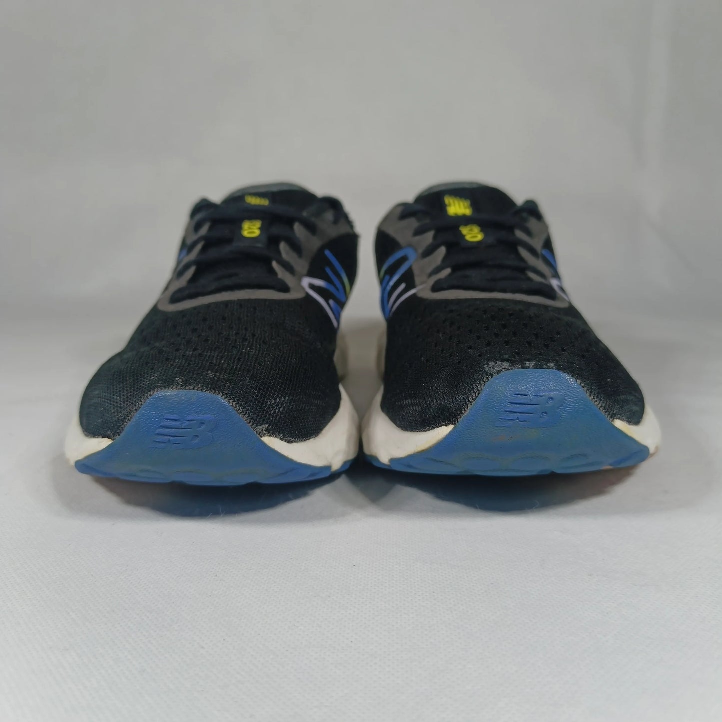 New Balance women's 520 V8