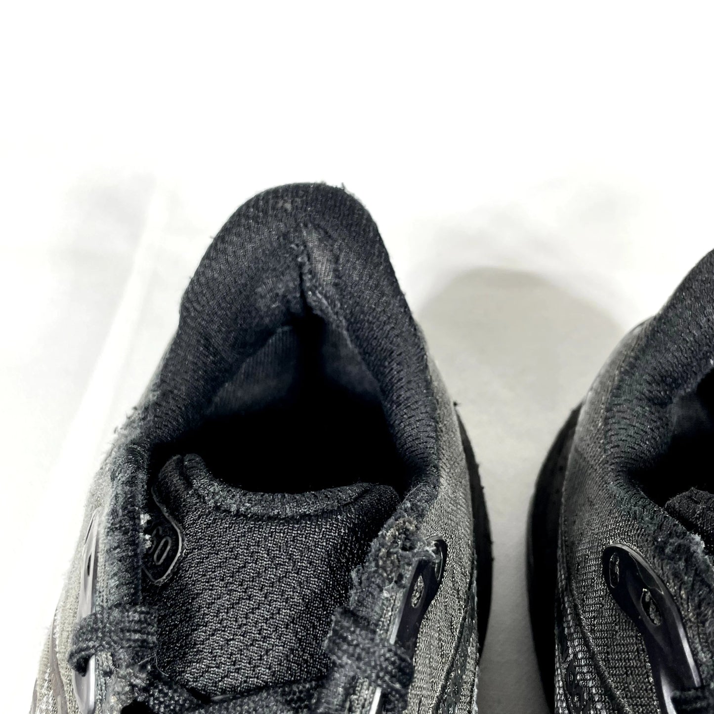 New Balance 860v13