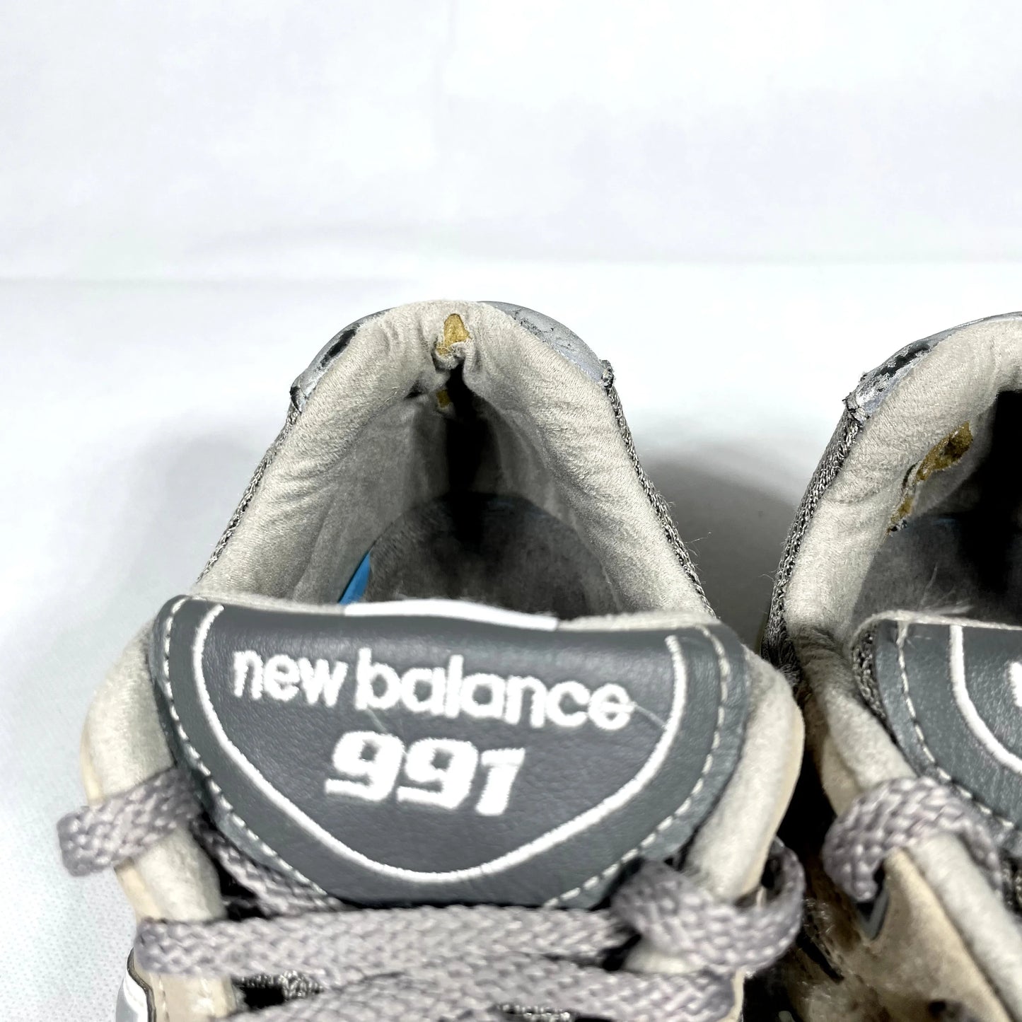 New Balance 991
