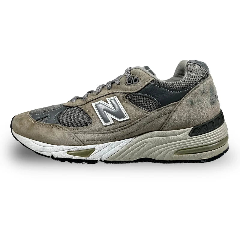New Balance 991