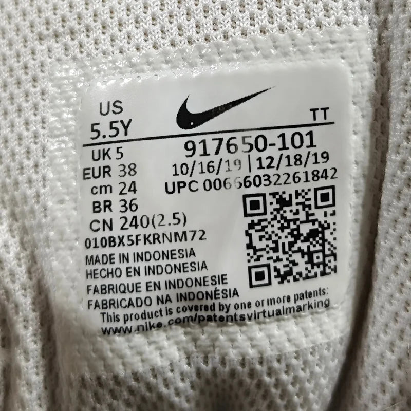 Nike Motion LW