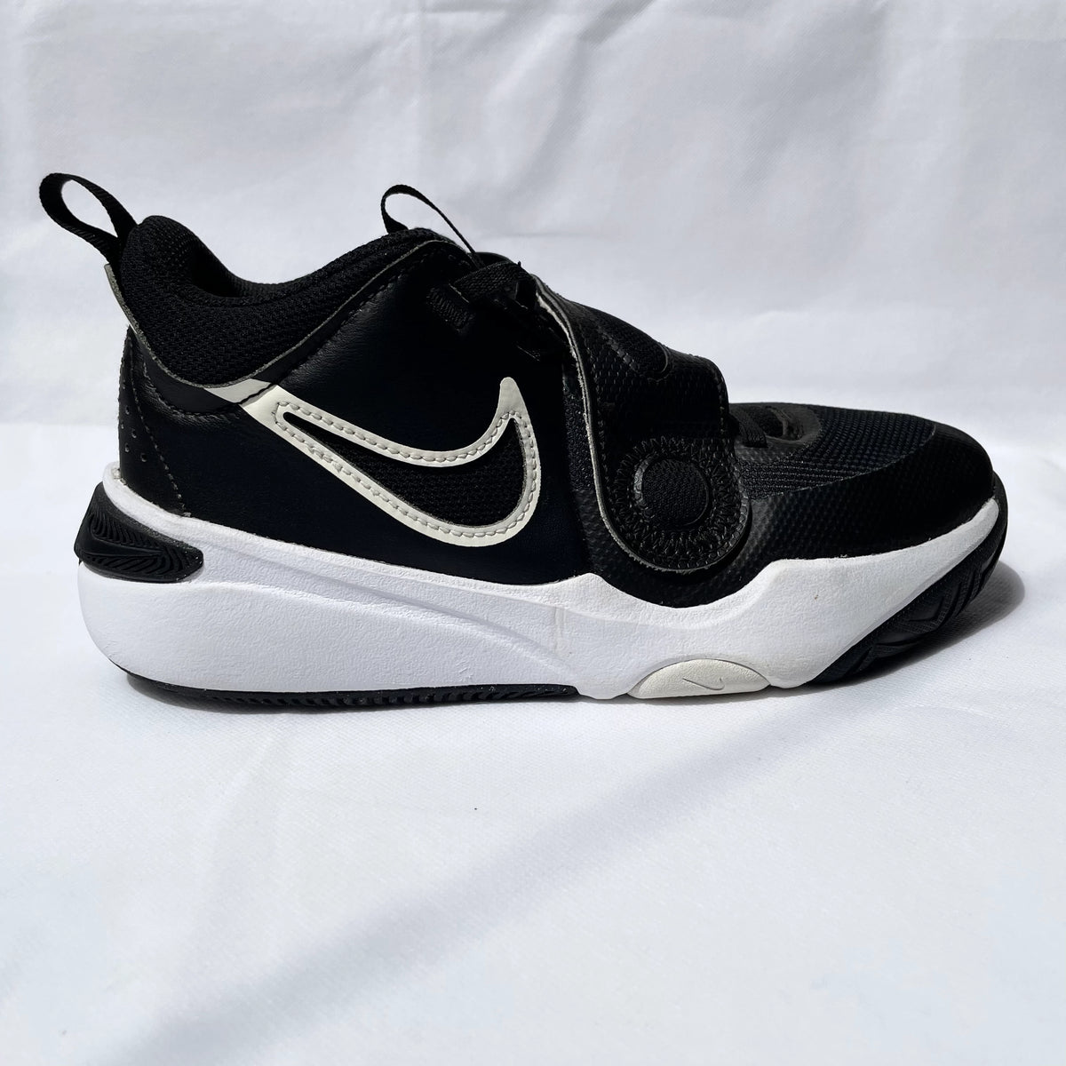 Nike Hustle D 11