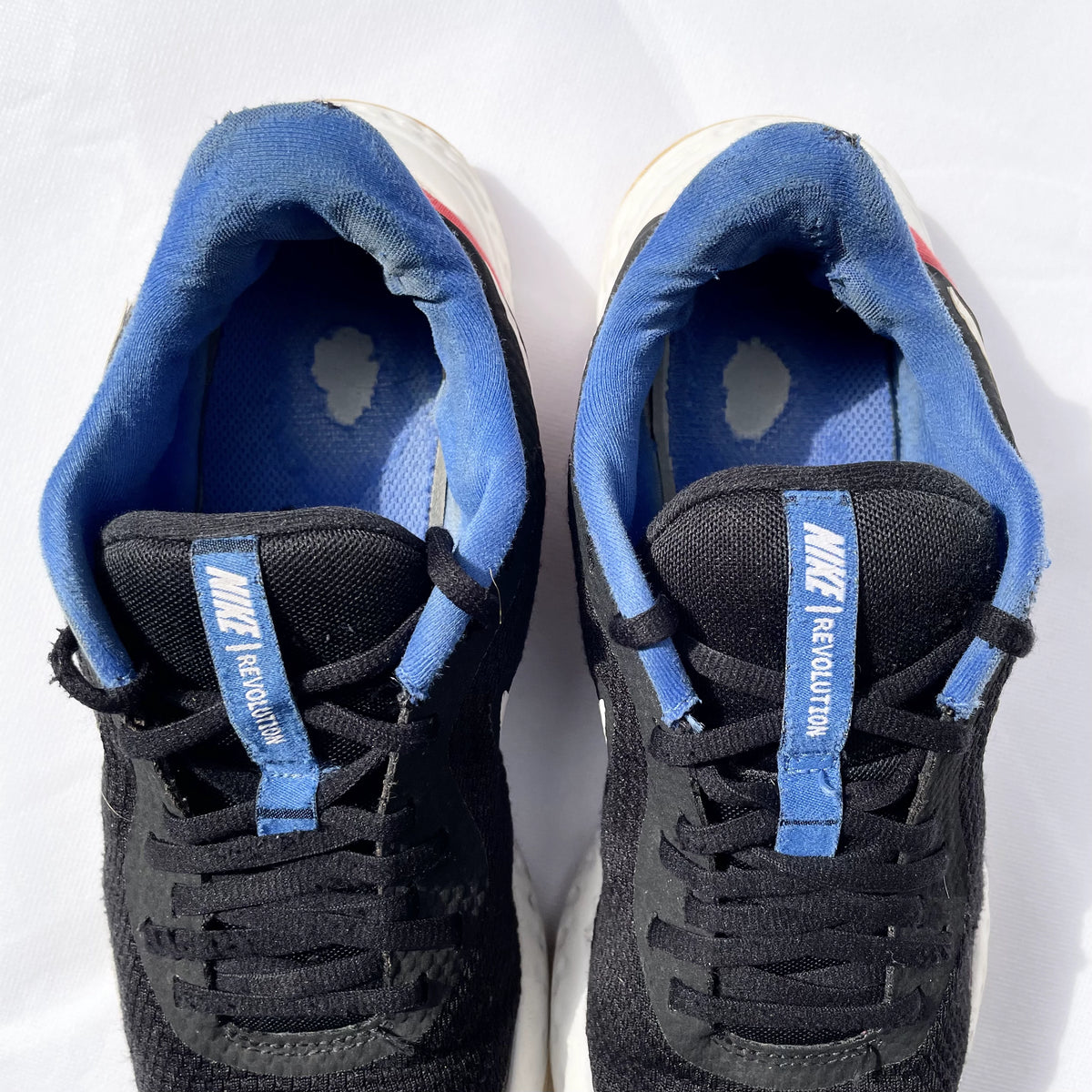 Nike Revolution 5
