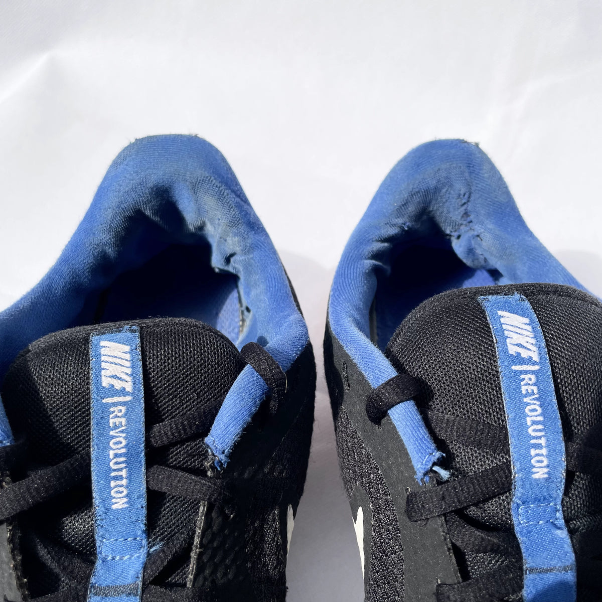Nike Revolution 5