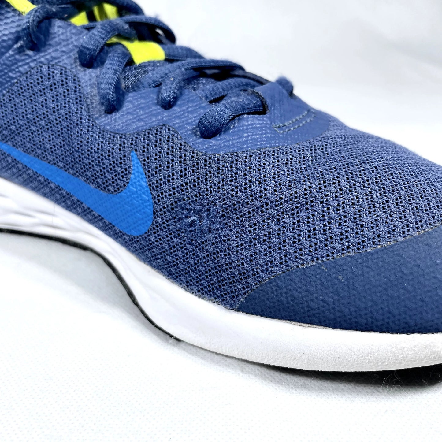 Nike Revolution 6