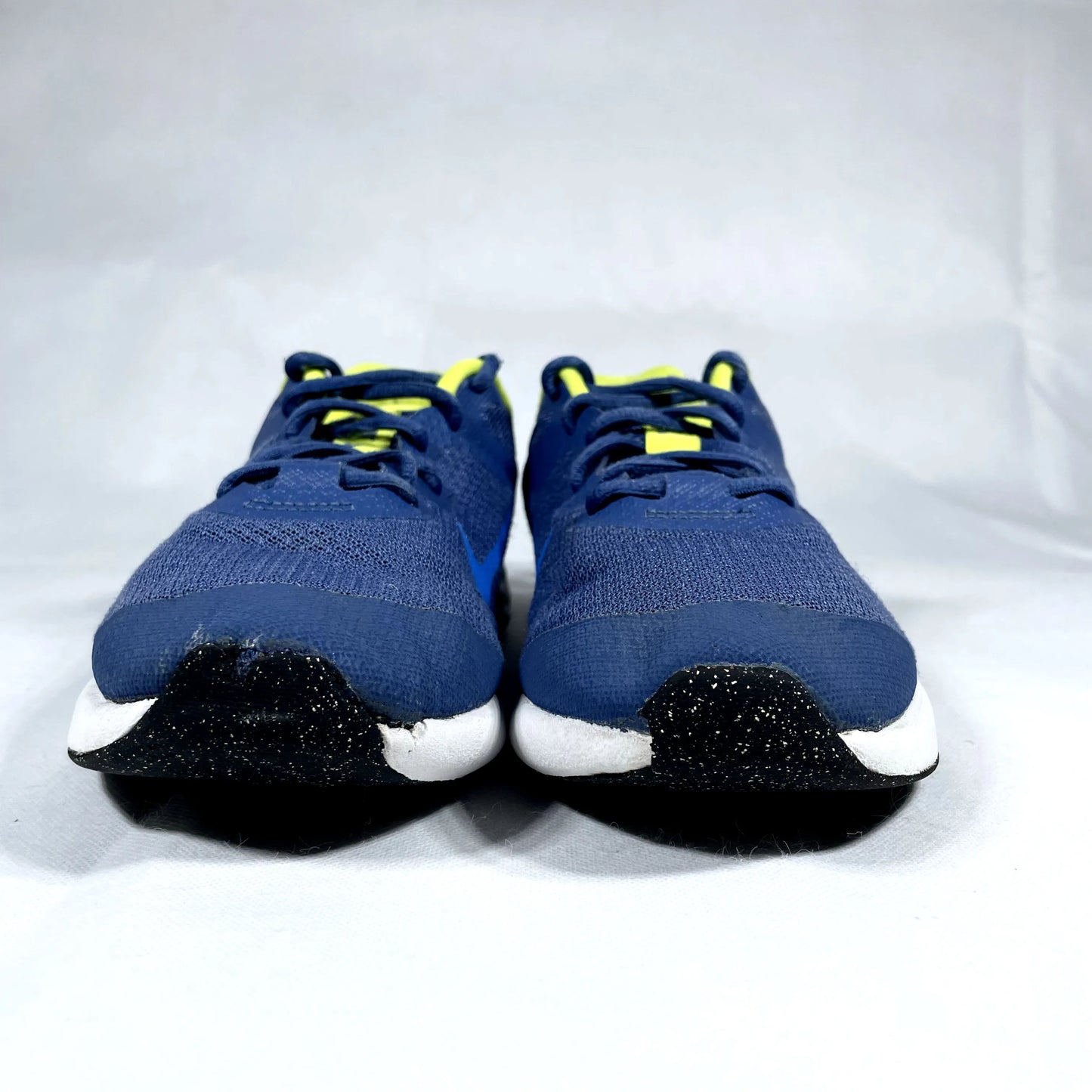 Nike Revolution 6