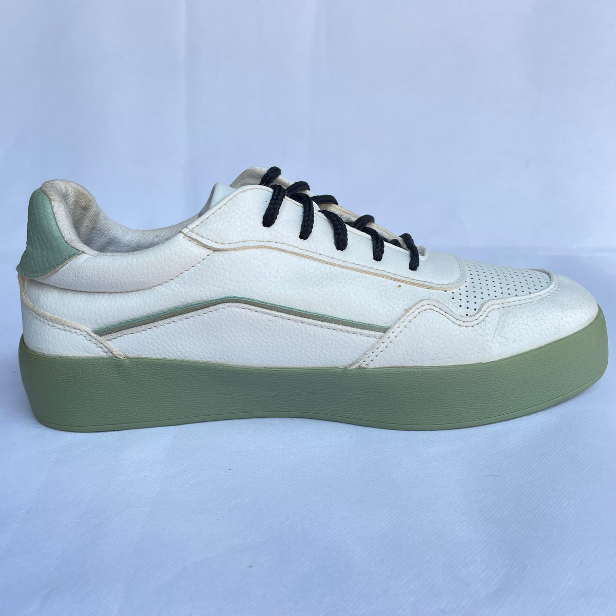 Sinsay Sneaker