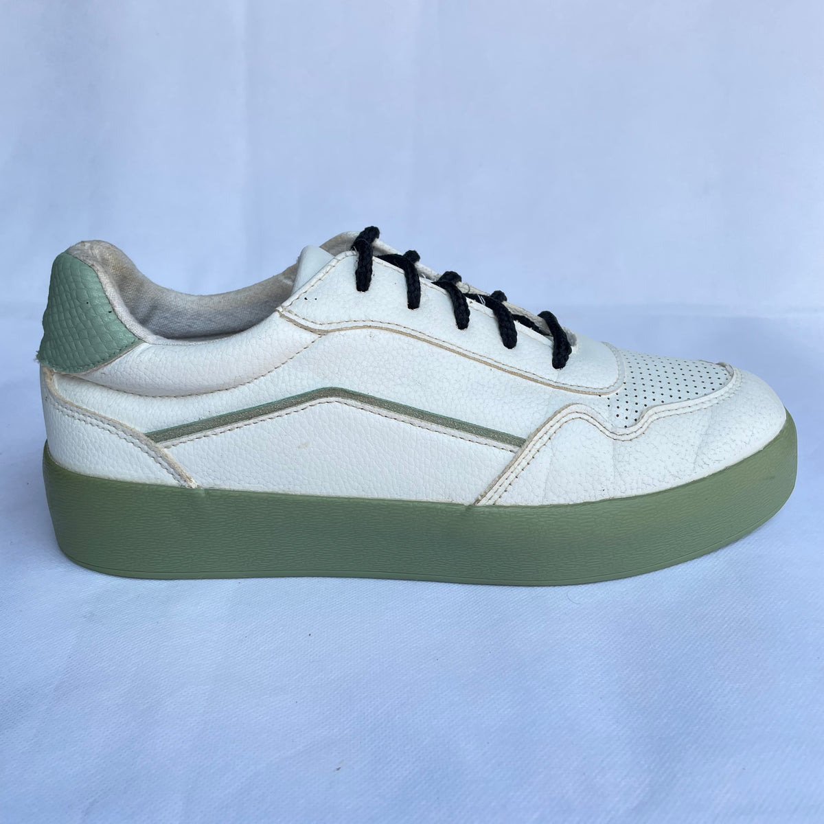 Sinsay Sneaker