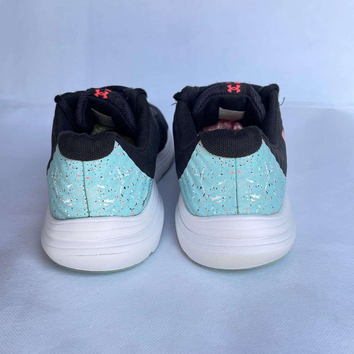 Under Armour Outhustle