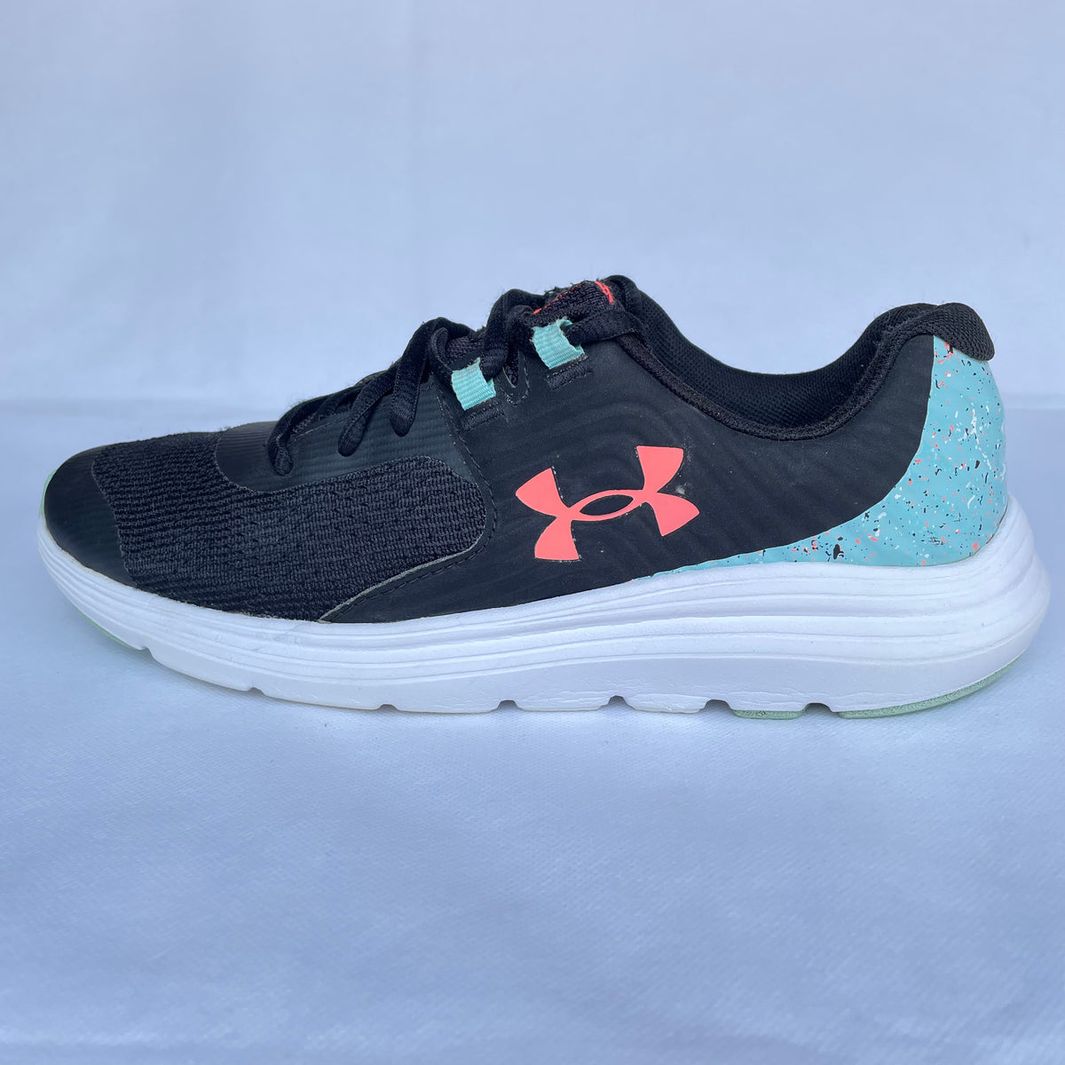 Under Armour Outhustle