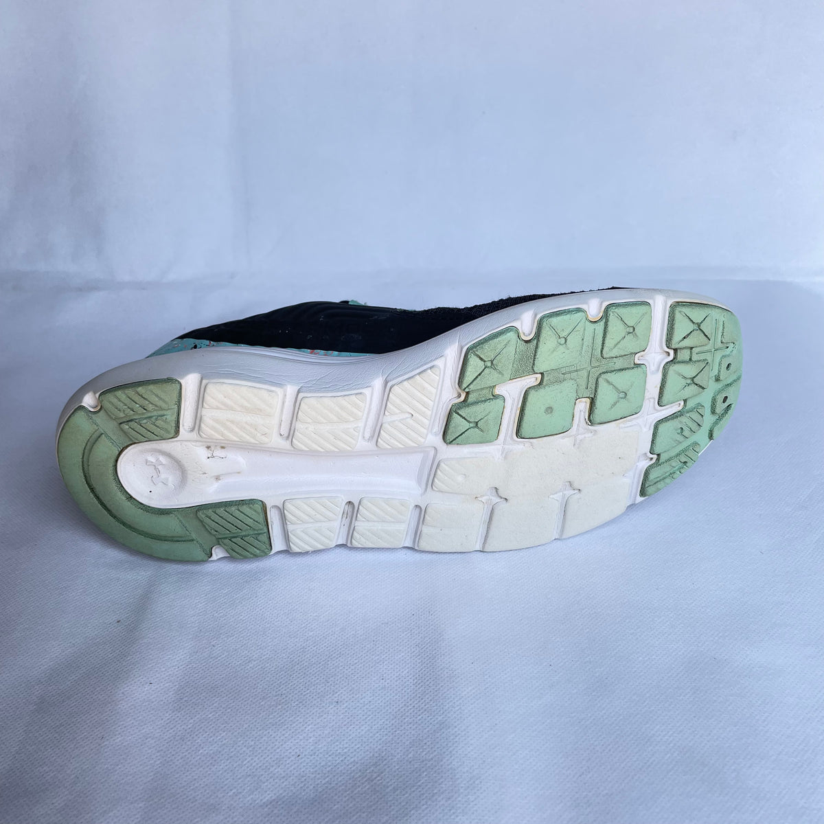 Under Armour Outhustle