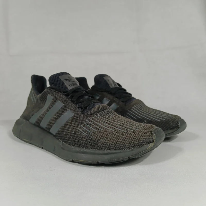 Adidas Swift Run