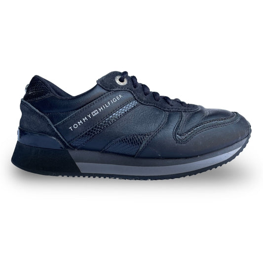 Tommy Hilfiger Corporate